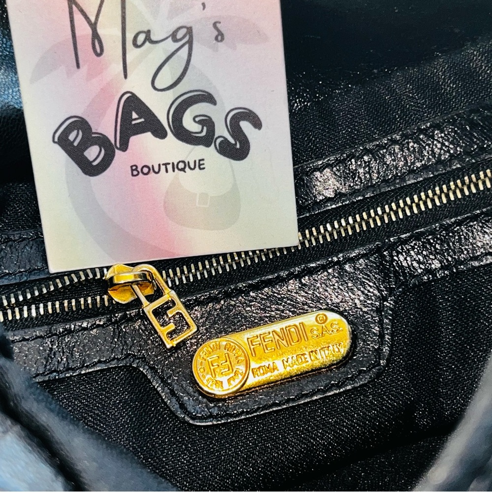 Fendi: Calf Hair Fur Gold FF Logo Mamma Baguette Shoulder Bag (Black) - Picture 16 of 16